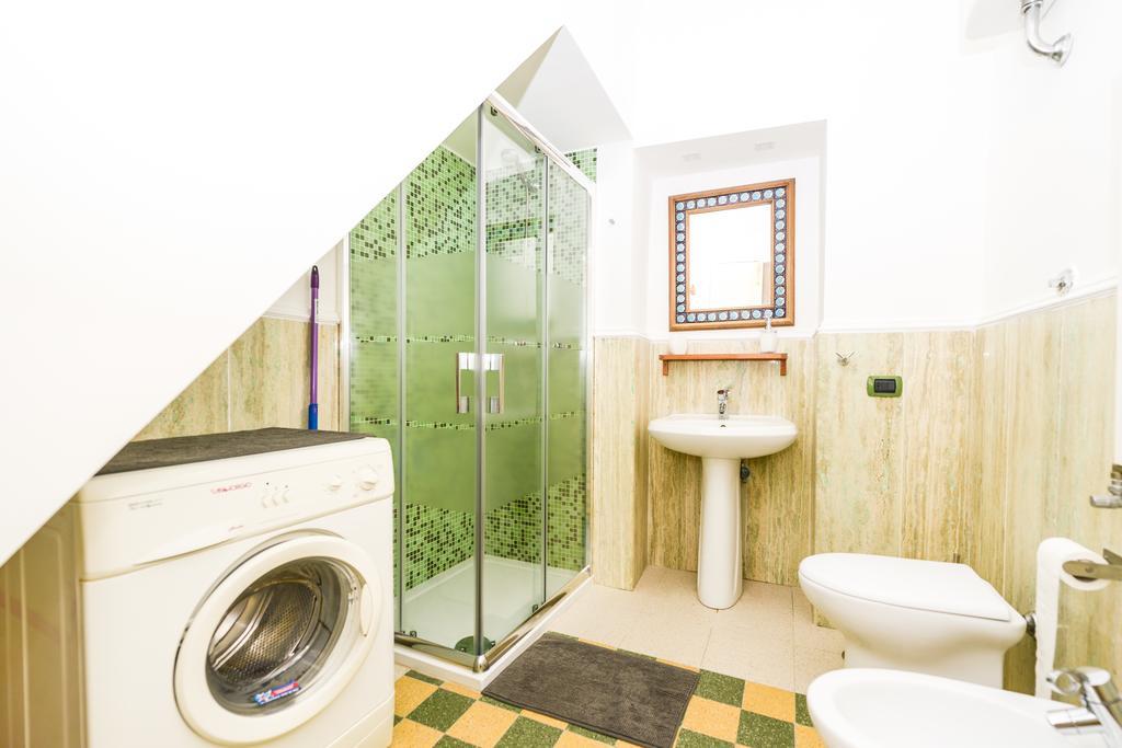 ナポリResidenza Santa Chiaraアパートメント エクステリア 写真